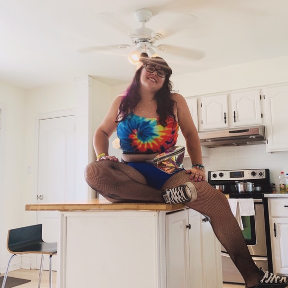 Meet your Posher, Halley - Picture 1 of 1